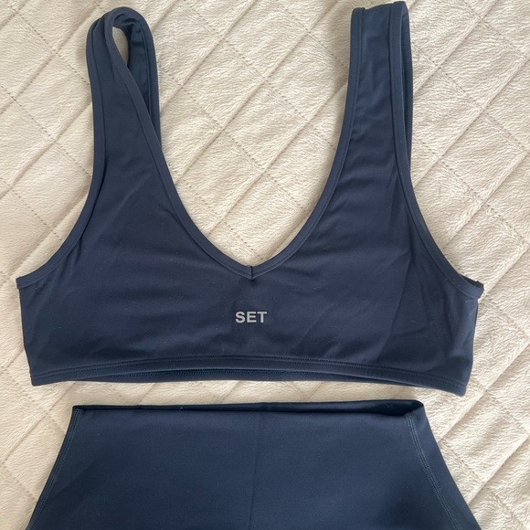 SET Active Deep Blue Sports Bra and Shorts - Picture 3 of 5